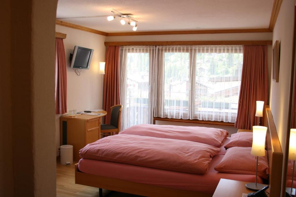 Cresta Hotel Клостерс Екстер'єр фото