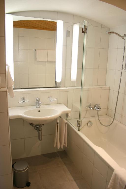 Cresta Hotel Клостерс Екстер'єр фото